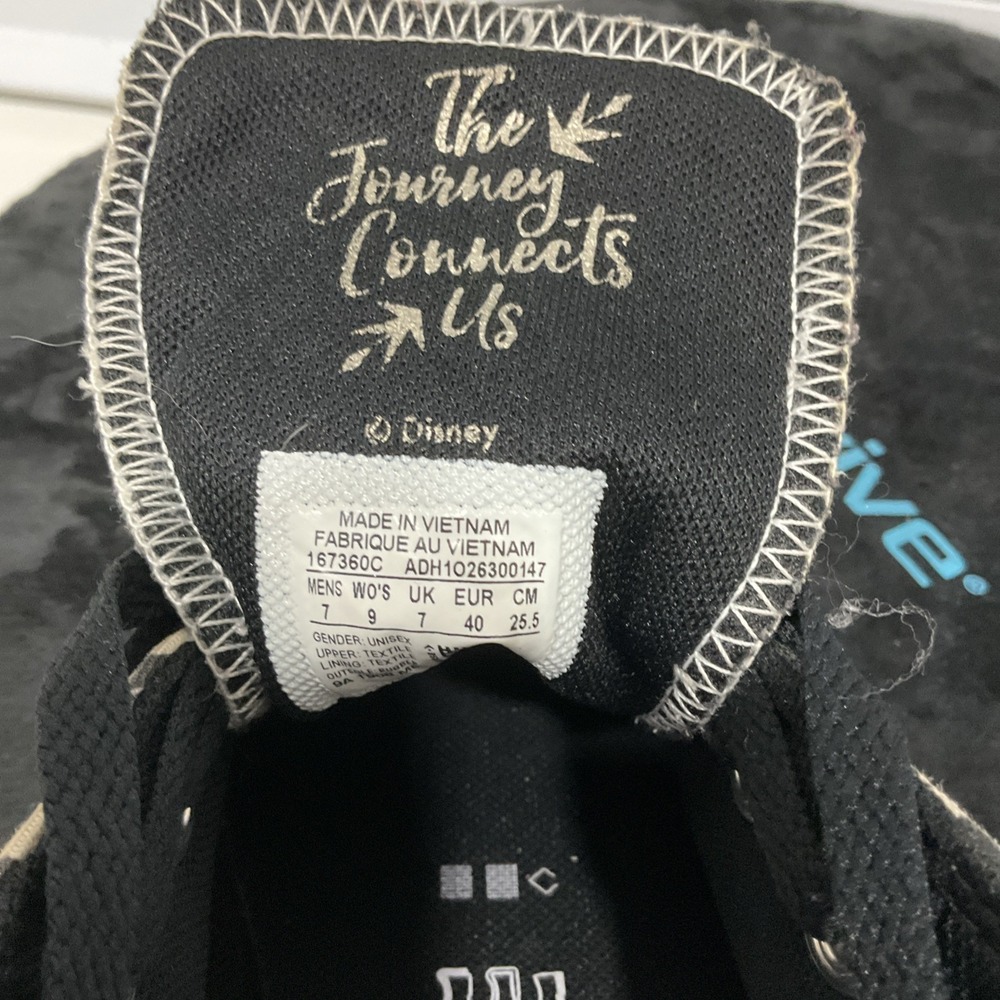 Converse Disney Frozen 2 All Star Low Top Men's 7 Women's 9 - Picture 7 of 7